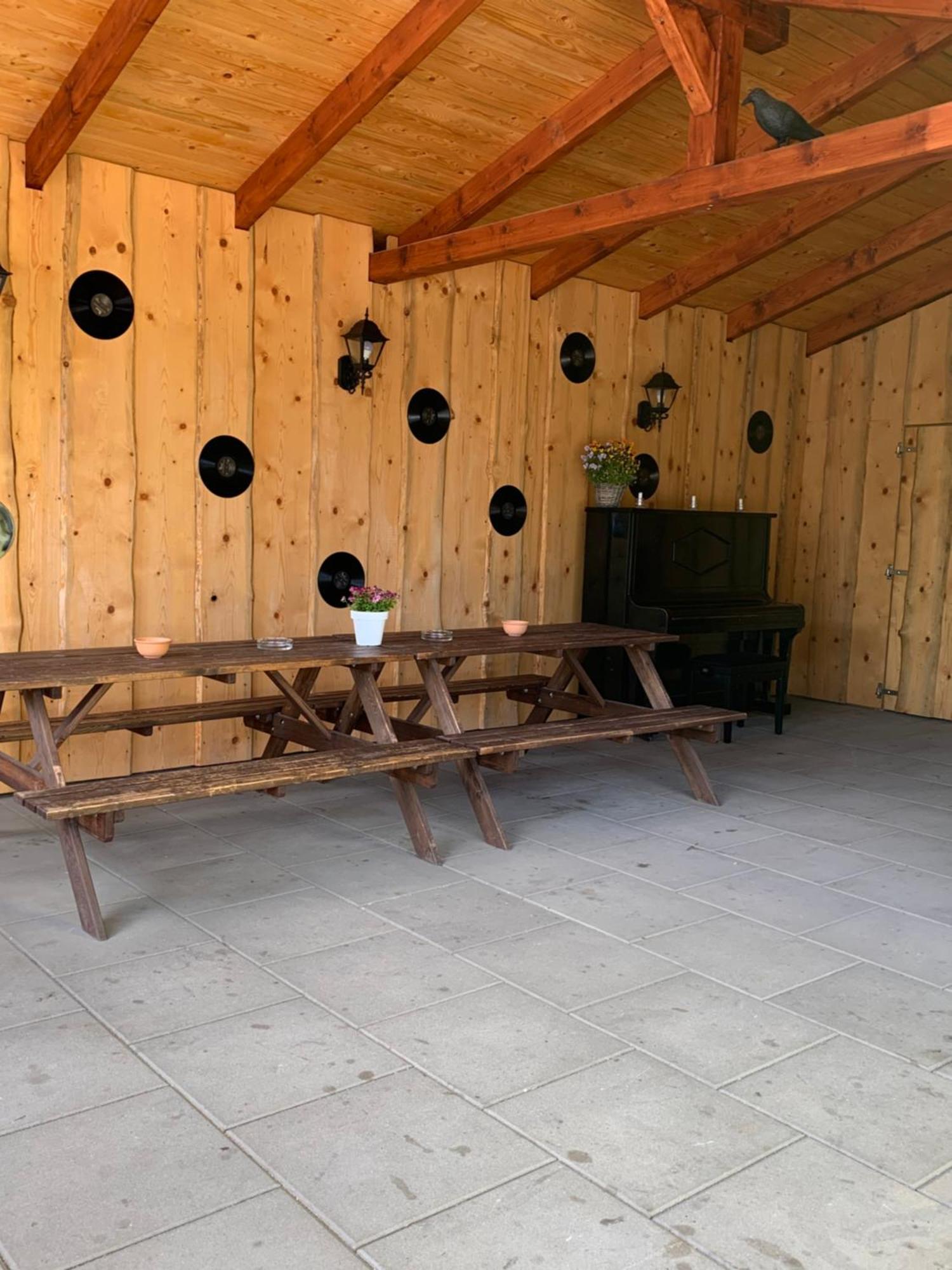 Penzion Pod Peci Lenora Extérieur photo